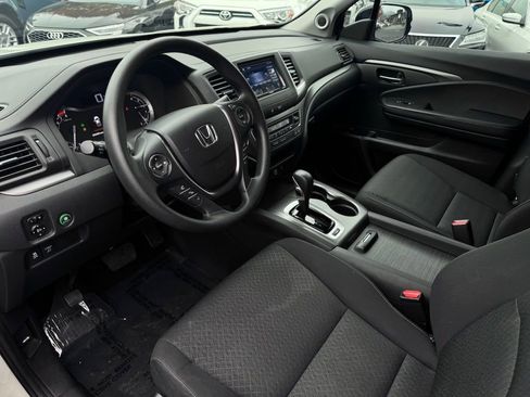 Used 2019 Honda Ridgeline Sport image 11