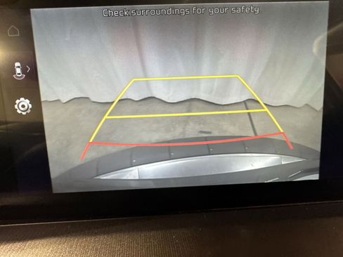 New 2025 Kia Telluride S image 21