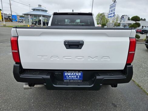 Used 2024 Toyota Tacoma SR RWD image 4