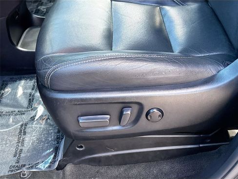 Used 2016 Toyota Sienna SE Premium image 21