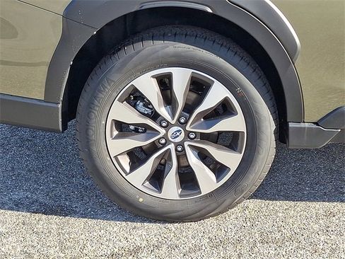 New 2025 Subaru Outback Limited image 8
