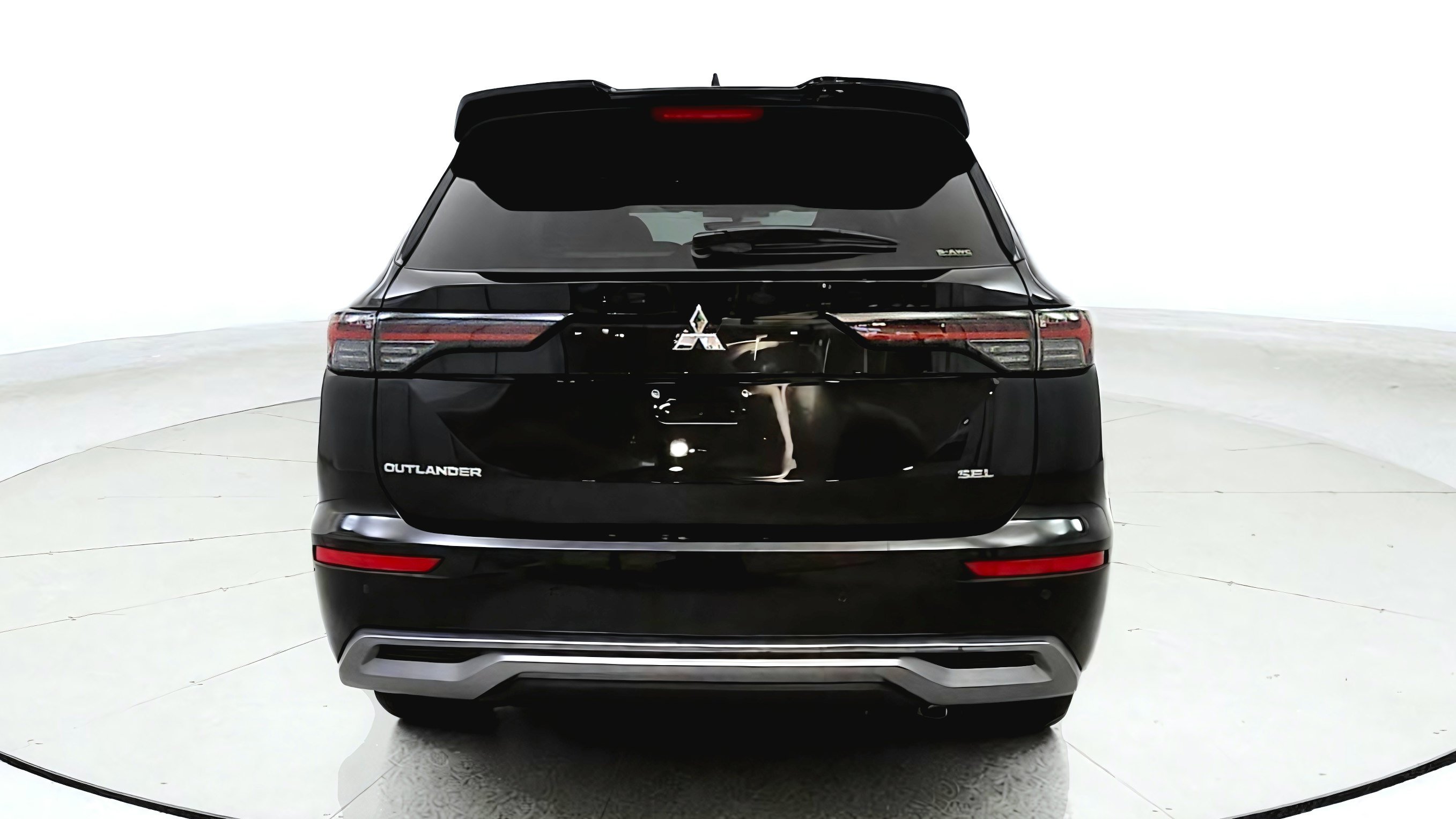 Used 2025 Mitsubishi Outlander AWD image 6