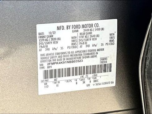 Used 2022 Ford Edge Titanium AWD/4WD image 19