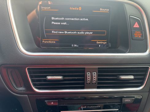 Used 2017 Audi Q5 2.0T Premium Plus w/ Technology Package image 11