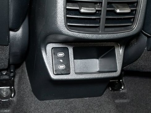 Used 2024 Kia Seltos EX AWD/4WD image 25