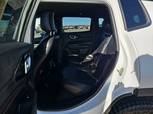Used 2024 Jeep Compass Trailhawk AWD/4WD image 24