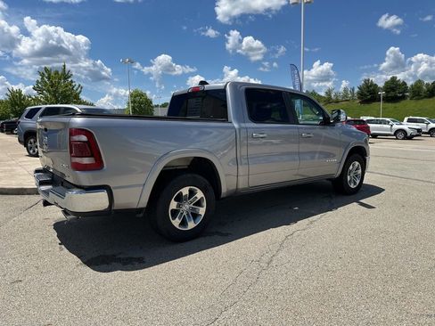 Used 2019 RAM 1500 Laramie w/ Trailer Tow Group AWD/4WD image 3