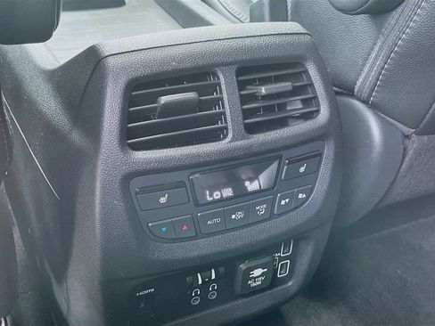 Used 2019 Honda Pilot Elite image 27