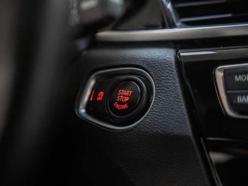 Used 2017 BMW X1 xDrive28i AWD/4WD image 34