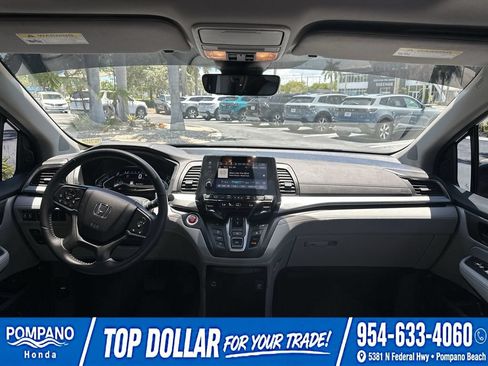Used 2024 Honda Odyssey EX-L image 12