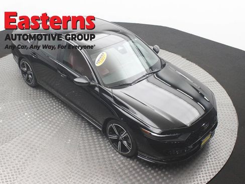 Used 2024 Honda Accord Sport image 3