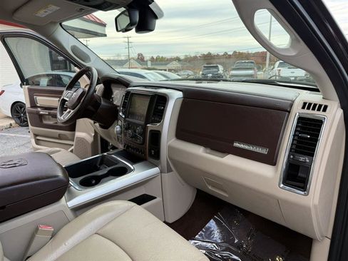 Used 2016 RAM 1500 Laramie w/ Convenience Group image 15