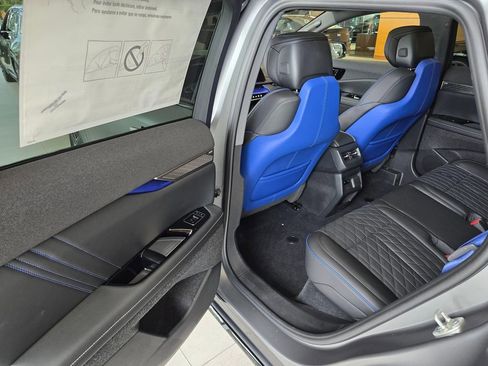 New 2026 Cadillac Optiq V w/ Magnus Launch Edition image 14