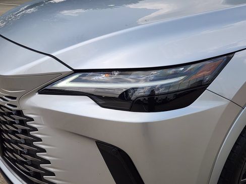 Certified 2025 Lexus RX 350 Premium FWD image 9
