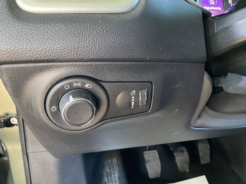 Used 2018 Jeep Compass Sport AWD/4WD image 59