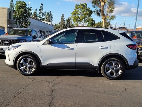 Used 2025 Ford Escape ST-Line w/ Equipment Group 301A image 27