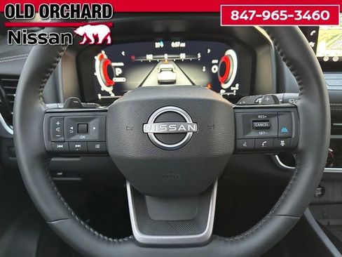 Used 2025 Nissan Rogue SL w/ SL Premium Package AWD/4WD image 22