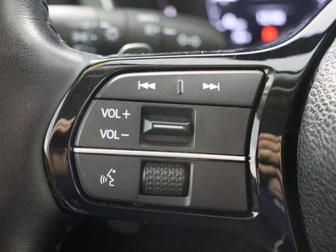 Used 2023 Honda Pilot Elite image 11