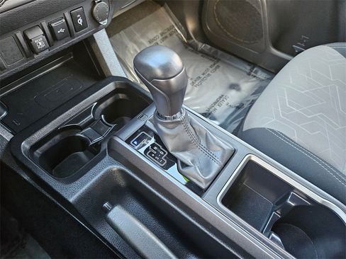 Certified 2023 Toyota Tacoma TRD Off-Road image 24