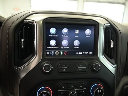 Used 2020 Chevrolet Silverado 1500 LT Trail Boss AWD/4WD image 17