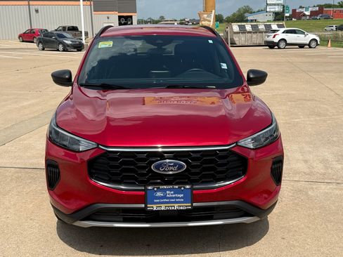 Certified 2025 Ford Escape ST-Line FWD image 2