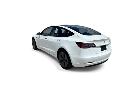 Certified 2023 Tesla Model 3 Standard Range RWD image 4