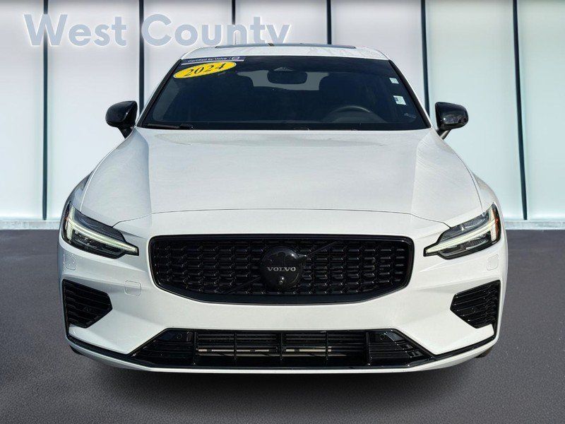 Used 2024 Volvo S60 T8 Plus w/ Climate Package AWD/4WD image 10