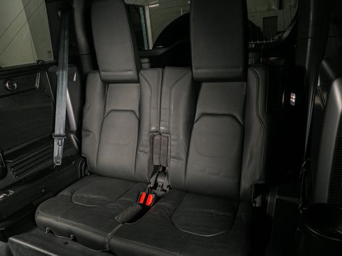 Used 2020 Land Rover Defender 110 X image 25