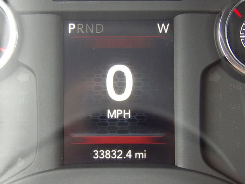 Used 2024 RAM 5500 Tradesman w/ Chrome Appearance Group AWD/4WD image 21