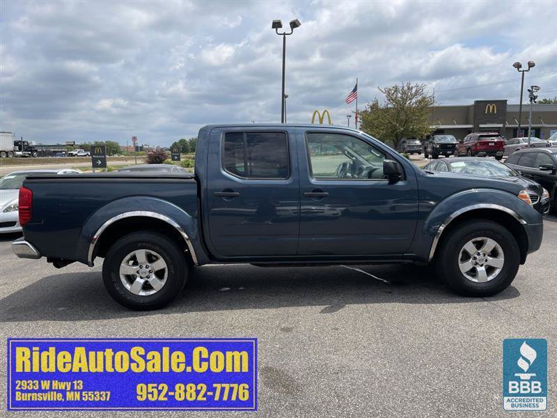Used 2013 Nissan Frontier SV AWD/4WD image 4
