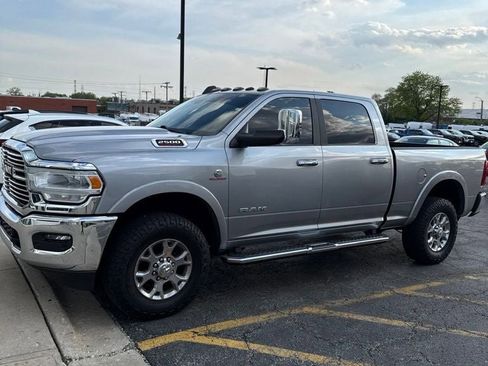 Used 2021 RAM 2500 Laramie AWD/4WD image 2
