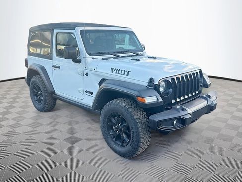 Used 2022 Jeep Wrangler Sport image 4