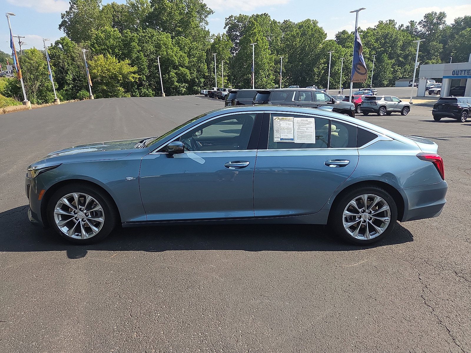 Used 2023 Cadillac CT5 Luxury AWD/4WD image 6