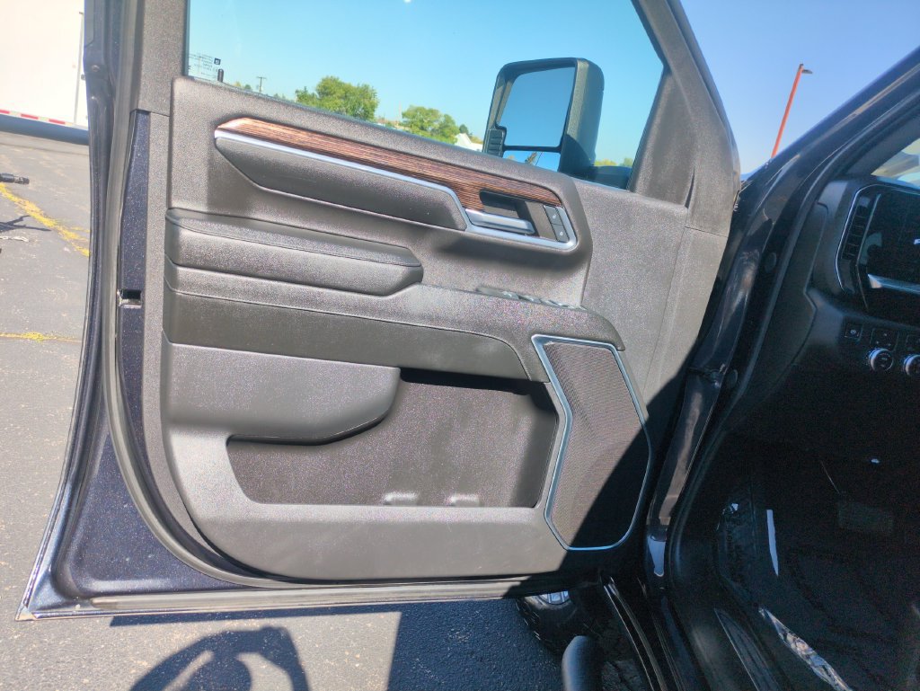 Used 2024 GMC Sierra 2500 SLE w/ SLE Convenience Package AWD/4WD image 10