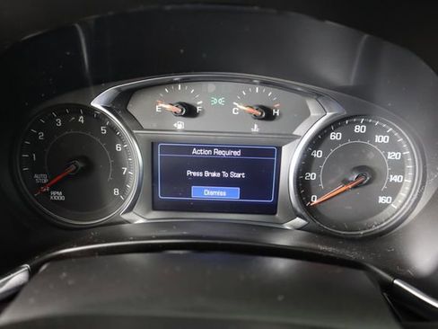 Used 2023 Chevrolet Equinox LT image 34