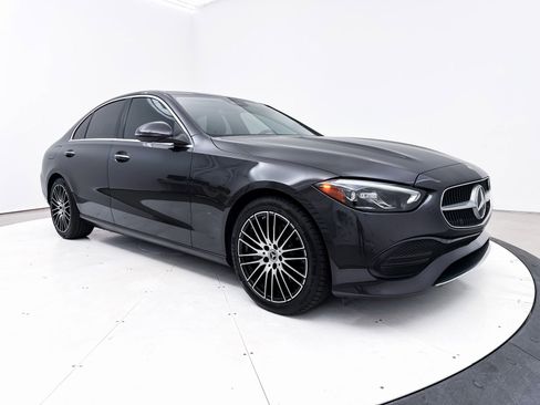 Used 2022 Mercedes-Benz C 300 Sedan image 11