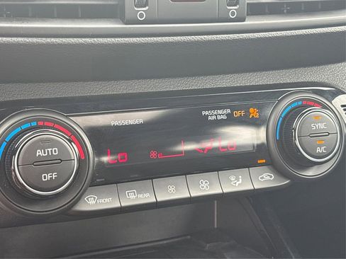 Certified 2023 Kia Forte GT-Line w/ GT-Line Premium Package image 32