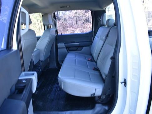 Used 2022 Ford F150 XL w/ Trailer Tow Package image 11