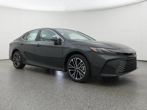 New 2026 Toyota Camry XLE image 30