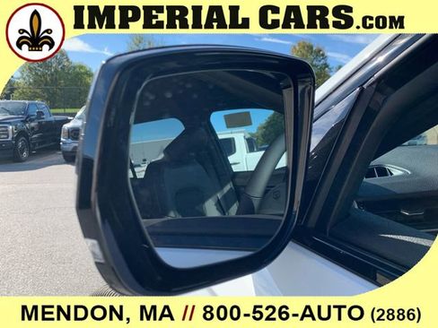 New 2025 Jeep Grand Cherokee Altitude image 8