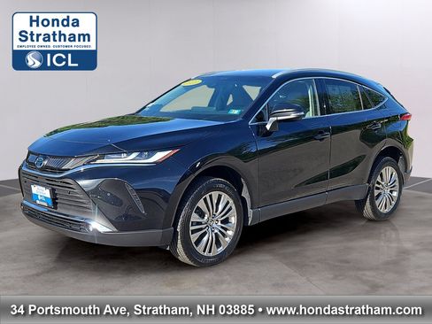 Used 2023 Toyota Venza XLE AWD/4WD image 1