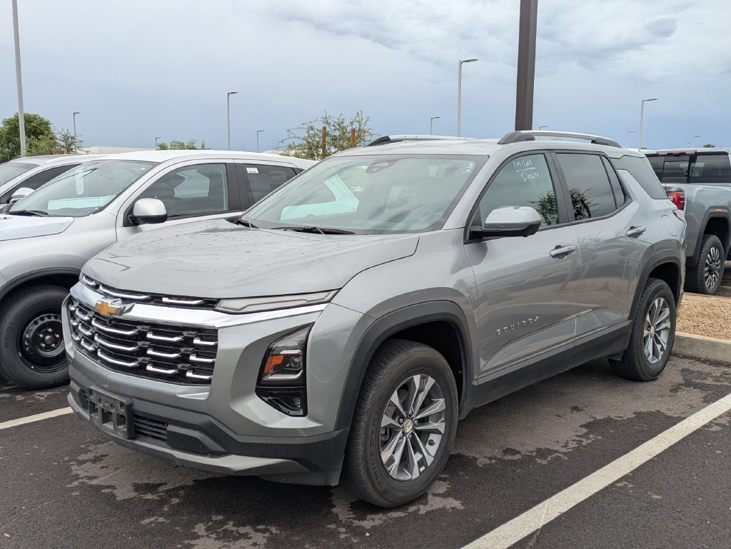 Used 2025 Chevrolet Equinox LT w/ Convenience Package II AWD/4WD image 6