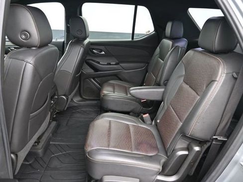 Used 2023 Chevrolet Traverse High Country w/ LPO, Floor Liner Package FWD image 29