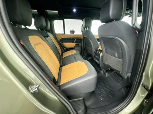 Used 2024 Land Rover Defender 110 X AWD/4WD image 28