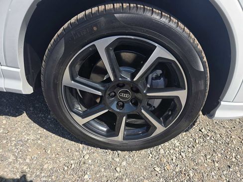 New 2025 Audi Q3 2.0T Premium Plus image 9