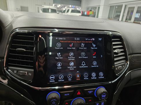 Used 2019 Jeep Grand Cherokee Overland w/ Trailer Tow Group IV image 23