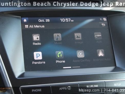 Used 2018 Hyundai Santa Fe SE image 21