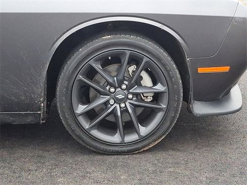 Used 2023 Dodge Challenger GT w/ Plus Package image 9