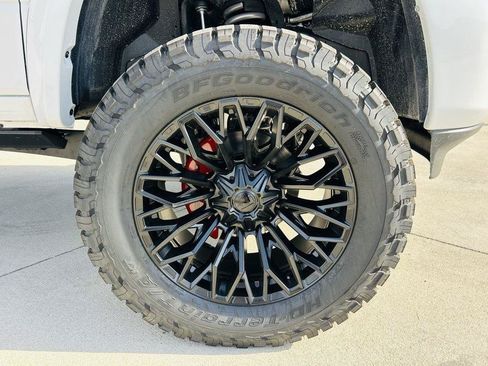 New 2025 RAM 3500 Big Horn AWD/4WD image 39