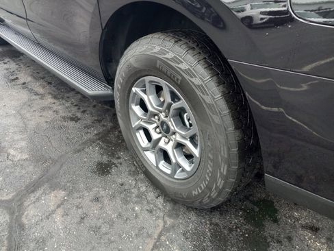 Used 2025 Ford Expedition Max Active image 10